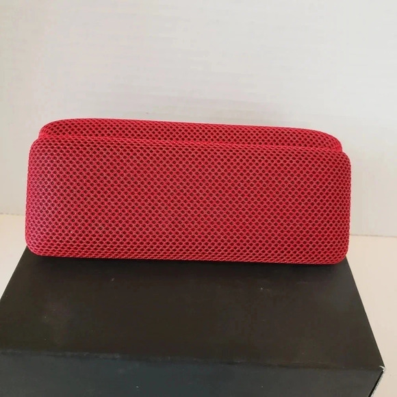 Champion Black/Red Clamshell Eyeglasses  Case. - Picture 5 of 8